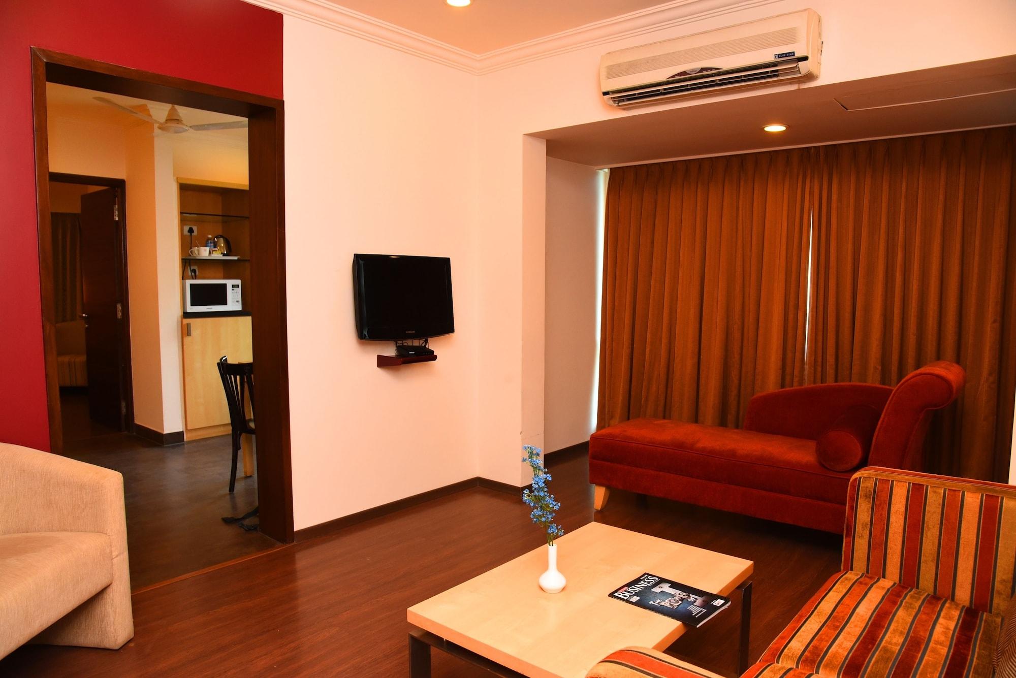 Royal Orchid Suites Whitefield Bangalore Esterno foto