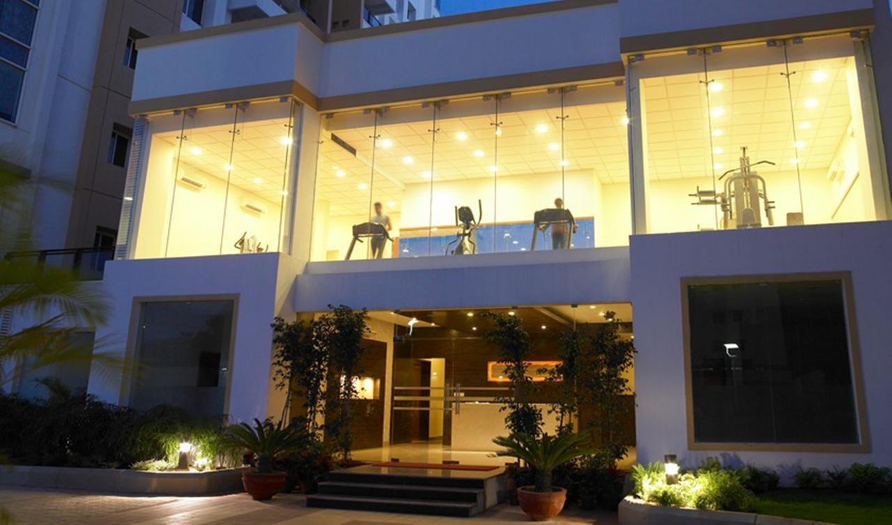 Royal Orchid Suites Whitefield Bangalore Esterno foto