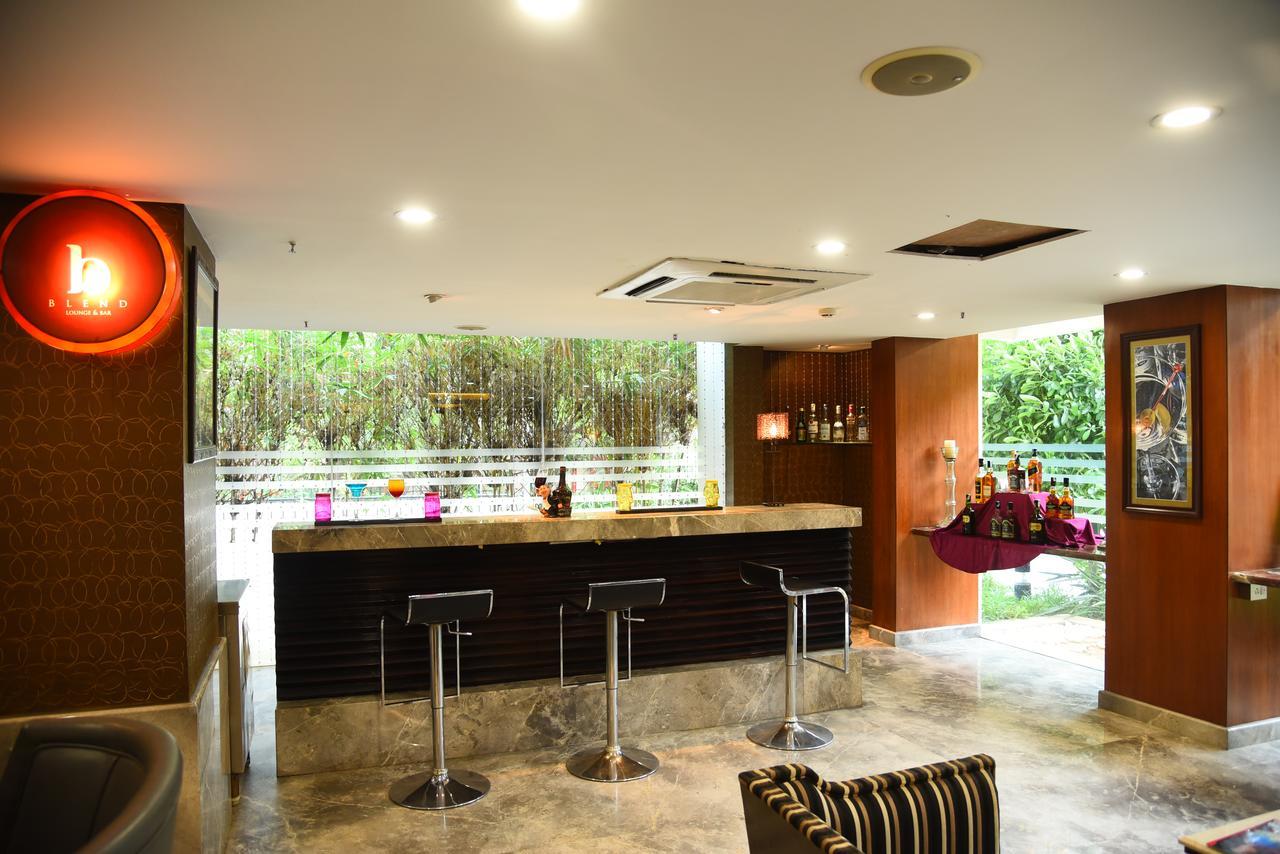 Royal Orchid Suites Whitefield Bangalore Esterno foto
