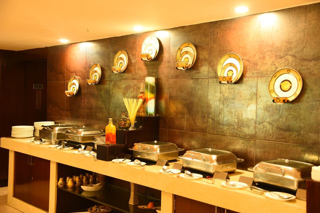 Royal Orchid Suites Whitefield Bangalore Esterno foto
