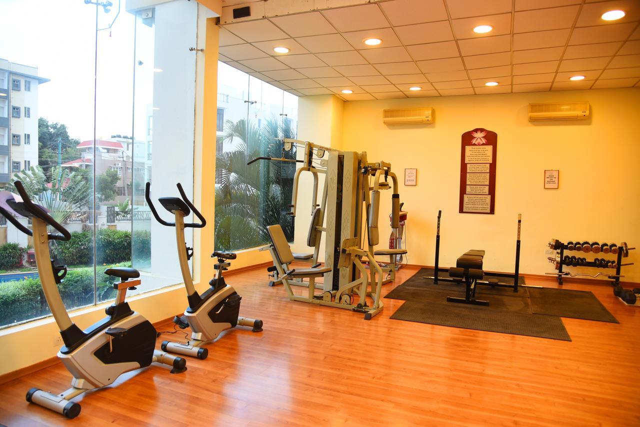 Royal Orchid Suites Whitefield Bangalore Esterno foto