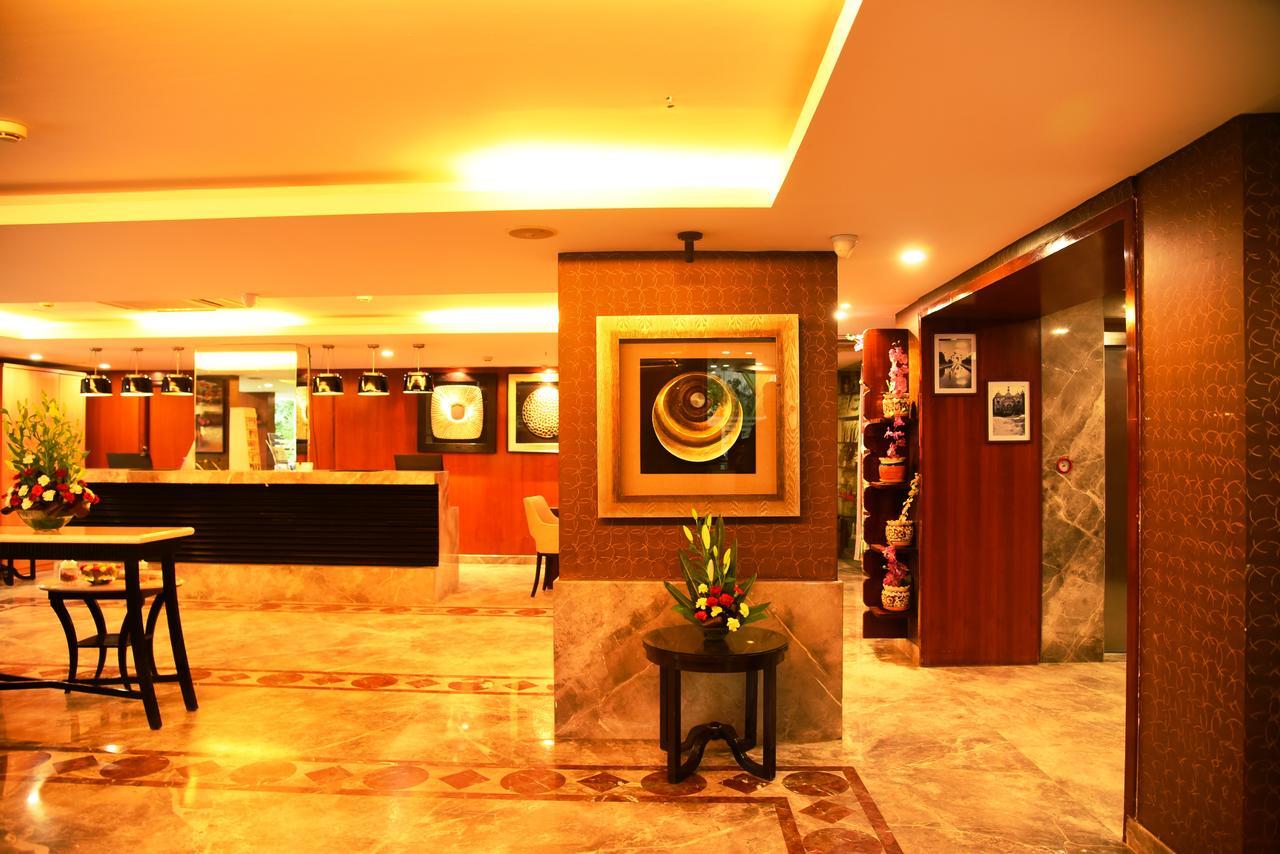 Royal Orchid Suites Whitefield Bangalore Esterno foto