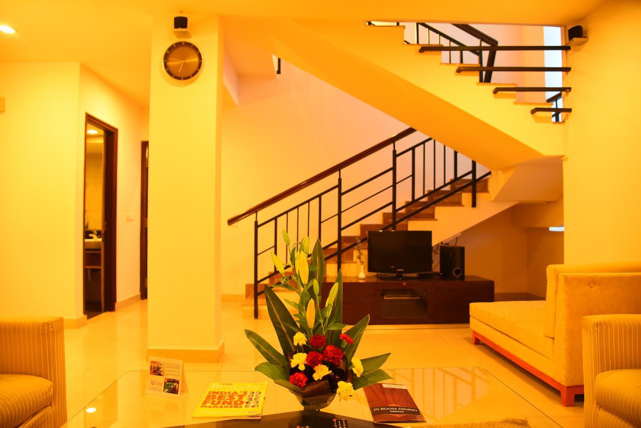 Royal Orchid Suites Whitefield Bangalore Esterno foto